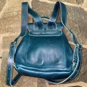 Portland Leather | Bags | Lagoon Teal Portland Leather  display picture 1